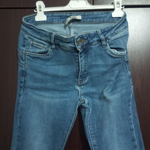 Women's denim jeans size 28 used