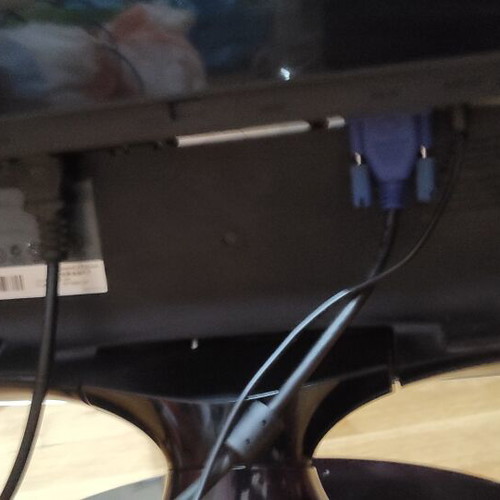 Samsung SyncMaster T240 computer monitor used