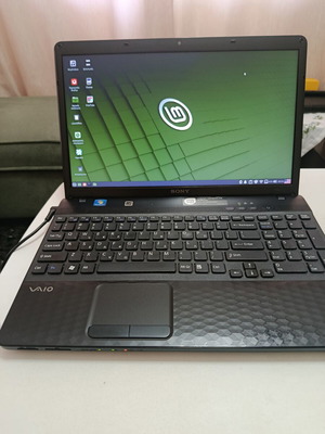 Sony Vaio VPC EL3S1E laptop with AMD E450, 8GB RAM, 120GB SSD, Linux