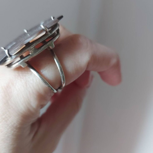 Ring with coral large flower silver new