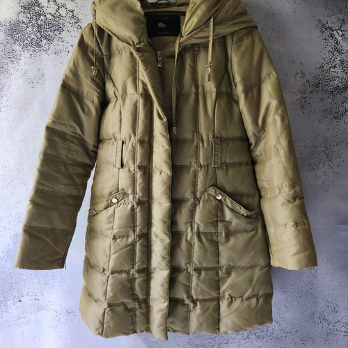 Zara women's beige jacket like new, size M