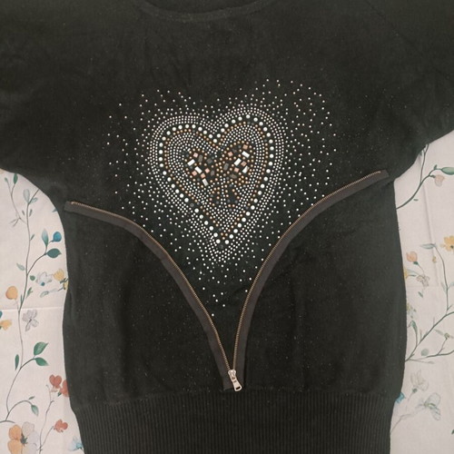 Women's blouse used, black, size L-XL, made of lana