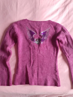 Guess Teens sweater used, size Small/XSmall, magenta