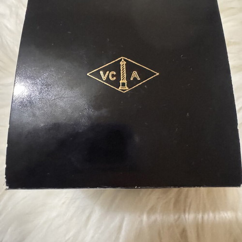 Van Cleef & Arpels Collection Extraordinaire scented candle 140g