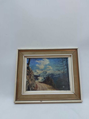 Decorative frame used with snowy landscape print 28x34.5cm