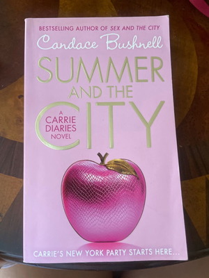 Book Summer and the City in English by Candace Bushnell