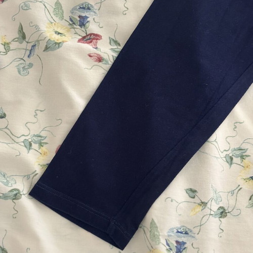 Triumph spring pajamas set like new, dark blue floral design