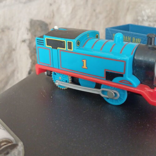 Tomas the train used with free wagon