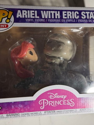 Funko POP! Disney Moment Little Mermaid Ariel with Statue Eric #1169 used