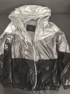 Hooded jacket with soft fur inside, like new, Cropp