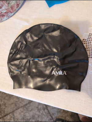 Set of 2 swimming caps