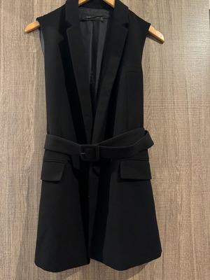 Black Zara vest S like new with waist belt