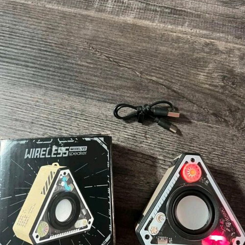 Bluetooth speaker with LED like new