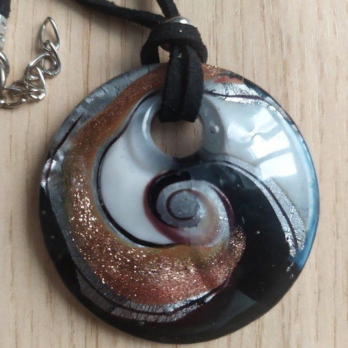 Pendant necklace with Murano style glass pendant and leather strap, like new