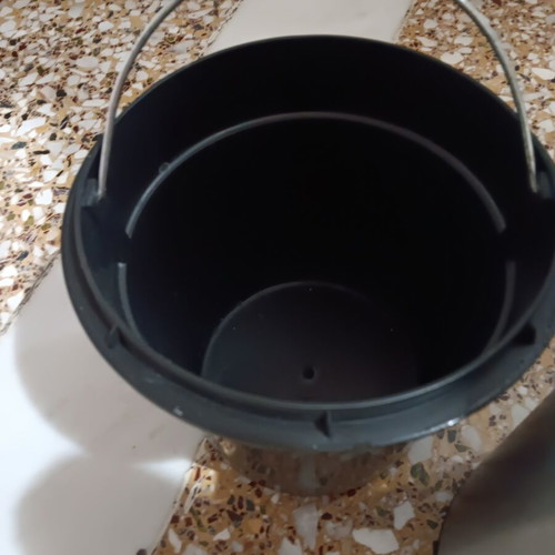 Bathroom pedal bin inox 5 lt used with removable inner plastic container