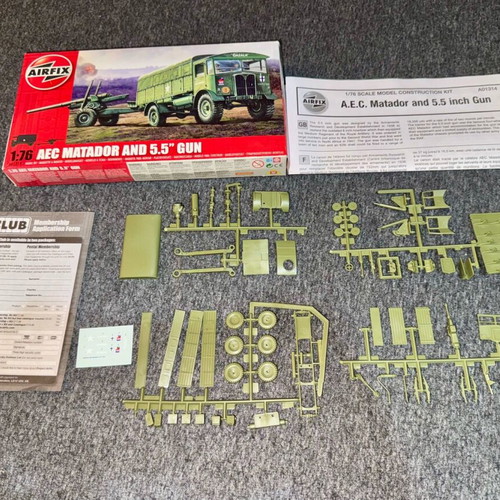 Airfix AEC Matador and 5.5inch Gun model kit like new