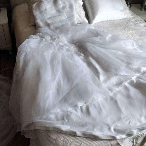 Wedding dress new, one shoulder, white, size L