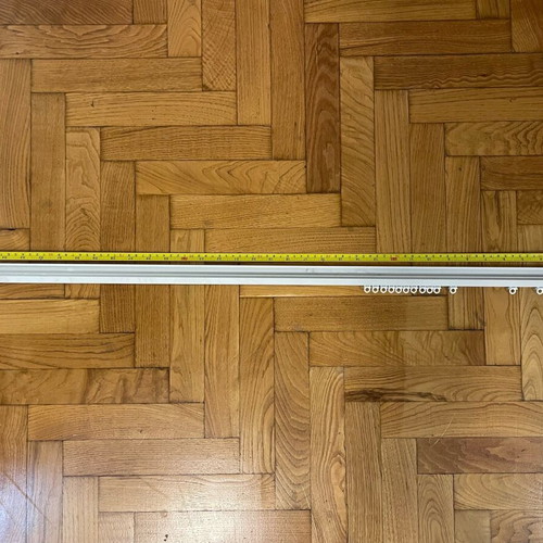 Curtain rail like new, 98 centimeters long