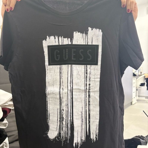 Guess short-sleeve t-shirt men's S slightly worn