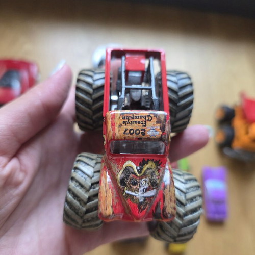 Toy cars used, some rare, pack