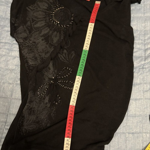 Women's blouses pack of 2 Large and Extra Large like new, black and yellow