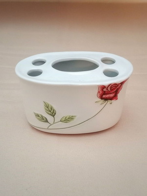 Vintage porcelain toothbrush holder like new