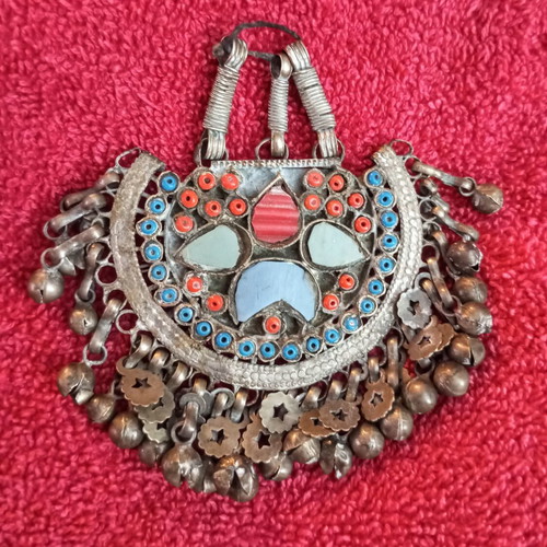 Pendant with bells and agate stones used, alpaca