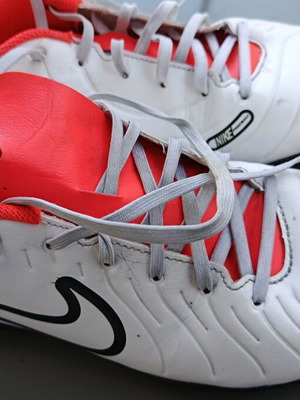 Nike Tiempo Legend 10 Club TF football shoes like new, size 44, white and red