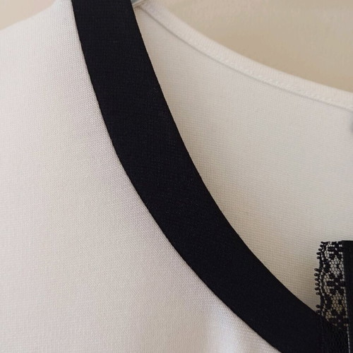 Chic dress new, size 3, black and white