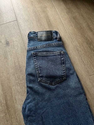 Zara dark blue jeans like new, size XS