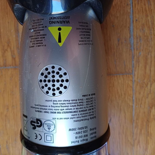 Magic Bullet MB1001B blender used 200W with extra accessories