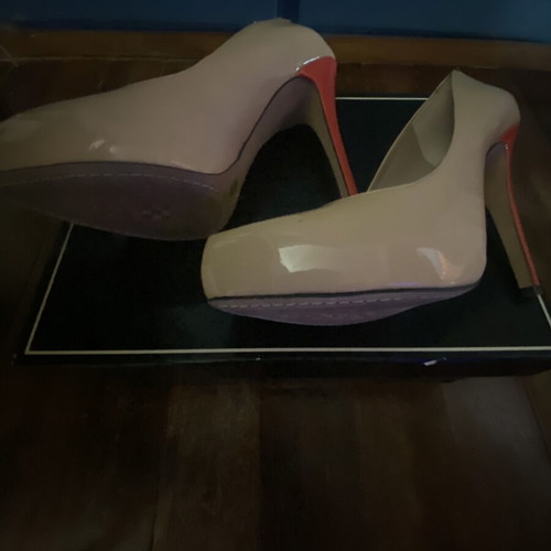 Vince Camuto high heels size 38.5 used, beige and pink