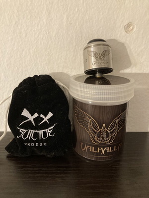 Valhalla e-cigarette like new