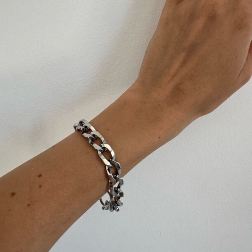 Steel bracelet like new, gray, length 18cm