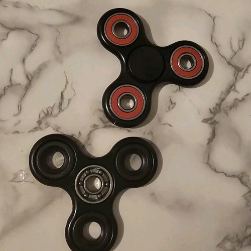 Fidget spinner used, set of 2 with damage