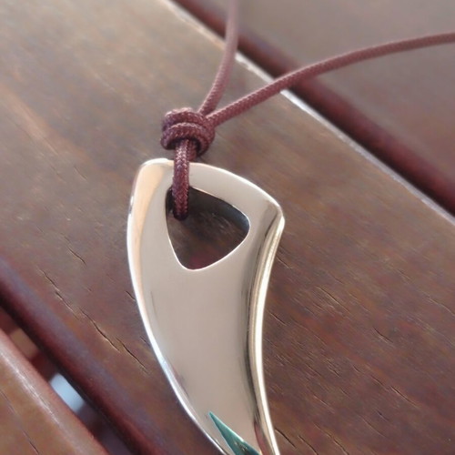 Wolf Tooth Pendant new, stainless steel