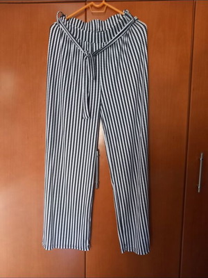 Wide-Leg Pants Like New, Black and White with Built-In Belt