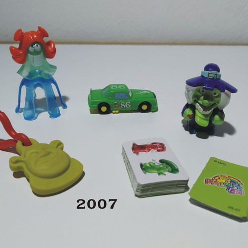 Kinder Surprise small collection 53 toys until 2015 like new