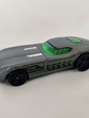 Αυτοκινητάκι Hot Wheels Fast FeLion μεταχειρισμένο, κλίμακα 1:64
