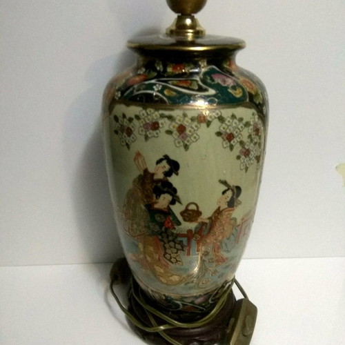 Set of 3 Royal Satsuma decorative porcelain vases used