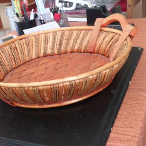 Basket new with 34cm diameter
