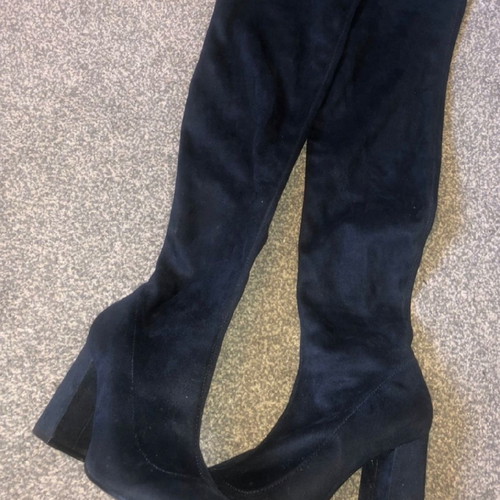 ZARA over the knee suede boots like new, size 39, black-blue