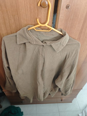 Polo shirt 100% cotton size M like new beige brown
