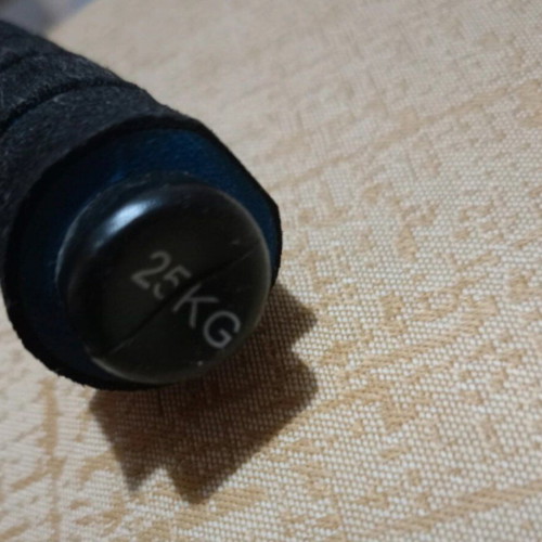 Hand grip exercisers like new 25kg with anti-slip handle