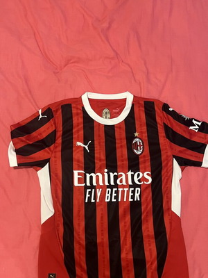 Milan jersey Puma appearance size large, like new