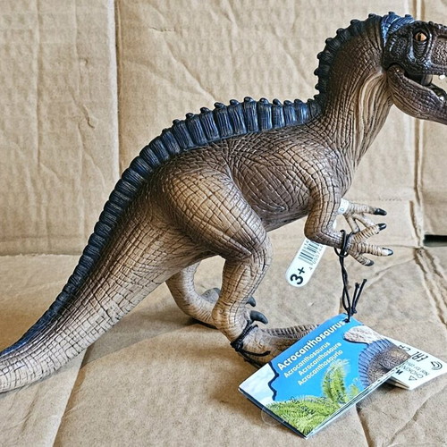 Agustinia and Acrocanthosaurus dinosaur figures Schleich new set