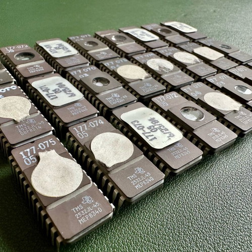 Texas Instruments TMS 2532JL-45 EPROMs used, pack of 24 pieces