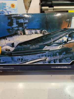 TBF-1 Torpedo Bomber Model Kit 1/72 Academy sealed, new