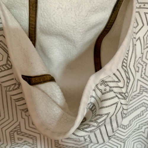 Nike sweatshirt used, size XS, black and white