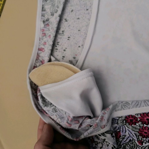 Floral blouse with integrated top and ring, like new, size Large